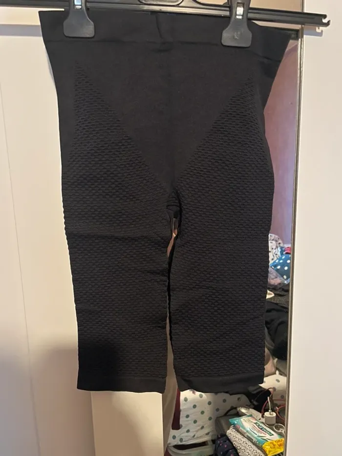 Short anti cellulite