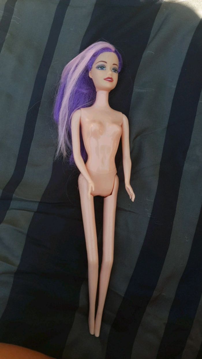 Poupee barbie - photo numéro 2