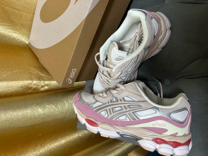 Baskets Asics GEL-NYC roses 37 - photo numéro 3