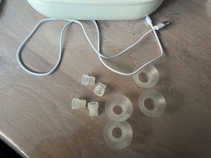 Tire-lait momcozy M5 et accessoires - photo numéro 5