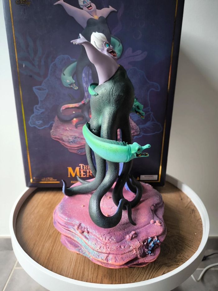 Figurine lumineuse de collection Ursula la petite sirène neuve - photo numéro 2