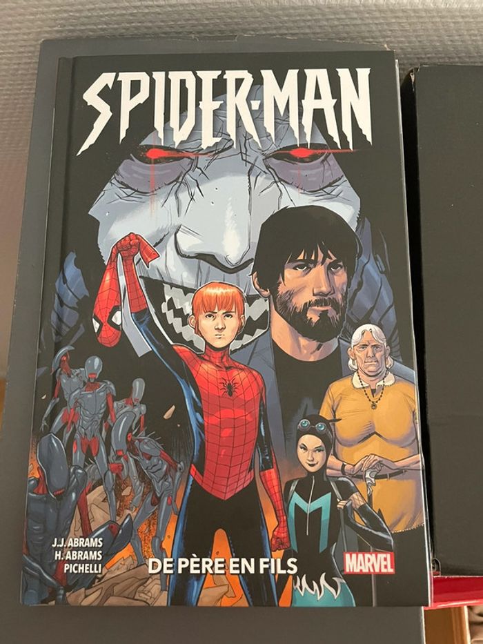 Comics spider-Man : De père en fils Edition limitée variant panini Marvel Comics