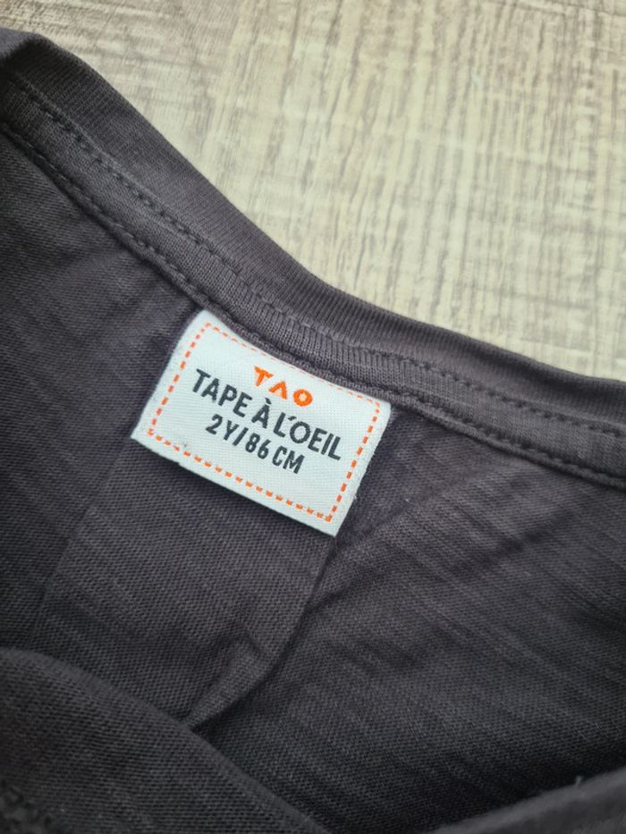 Lot T shirts 2 ans en très bon état - photo numéro 6