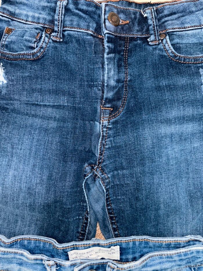Lot de 3 jeans bleus troués stradivarius t 36 - photo numéro 5