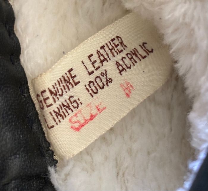 Paire de gants noirs fourrés en cuir (taille M) - photo numéro 4