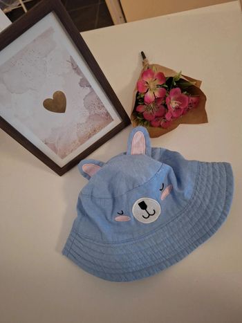 Chapeau Bob garçon taille 6 /12mois marque Mes petit cailloux très bon état