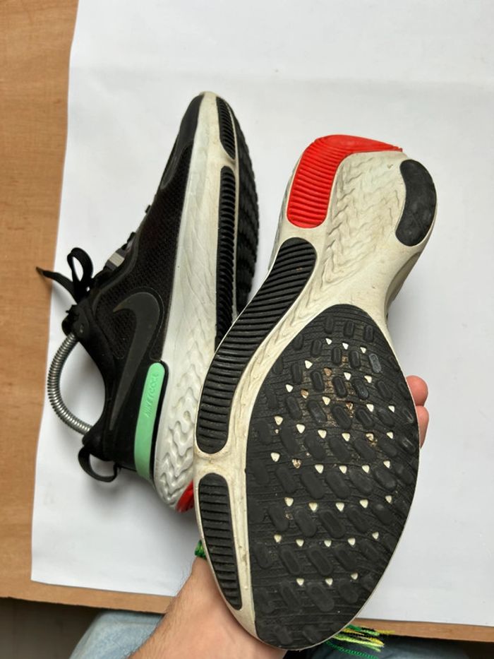 Nike React Miler Noir Vert Glow 41 - photo numéro 3