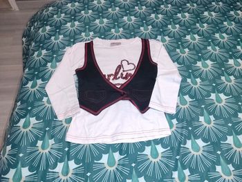 T-shirt manche longue taille 5 ans