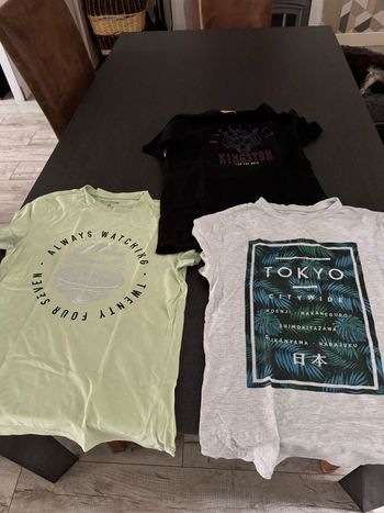 Lot 3 tshirts