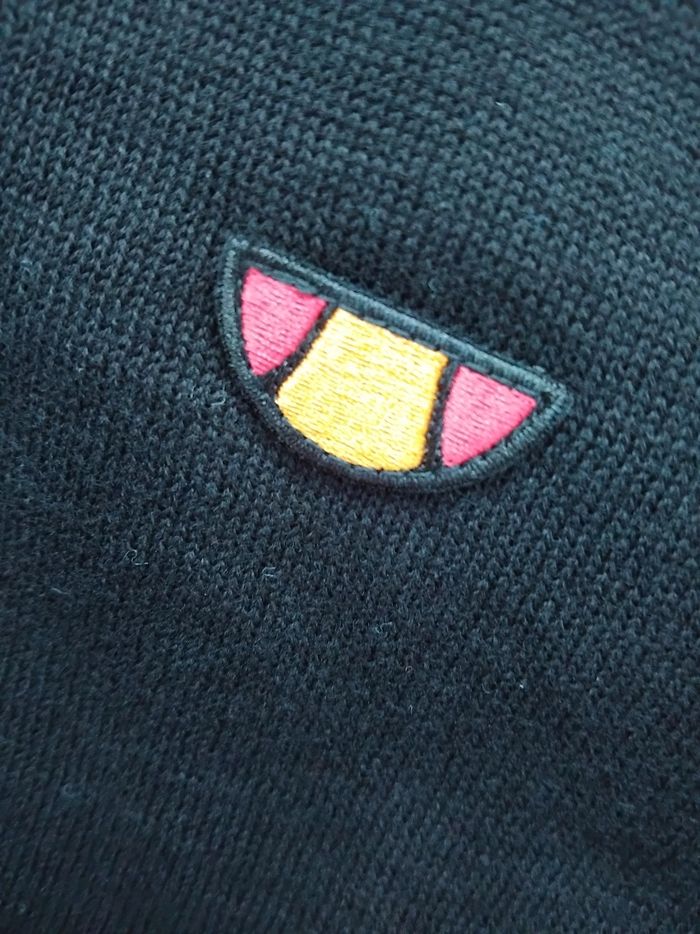 Pull homme Ellesse, neuf avec étiquettes, taille M/48 - photo numéro 2