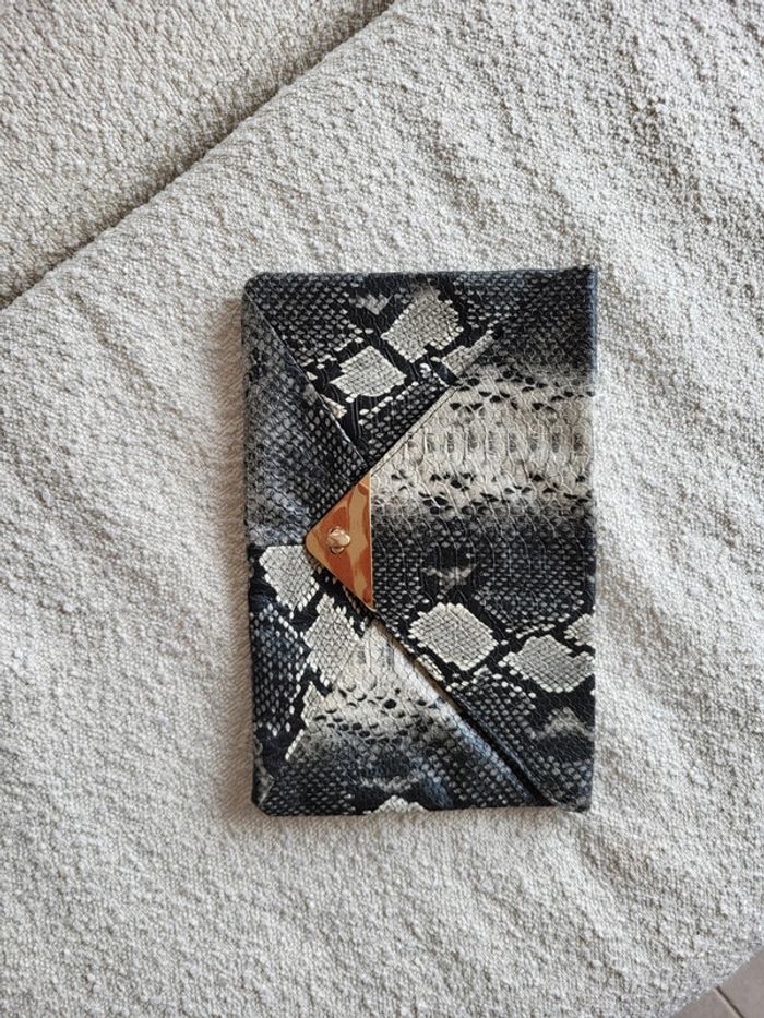 Pochette sac pour cérémonie et été motif serpent - photo numéro 2