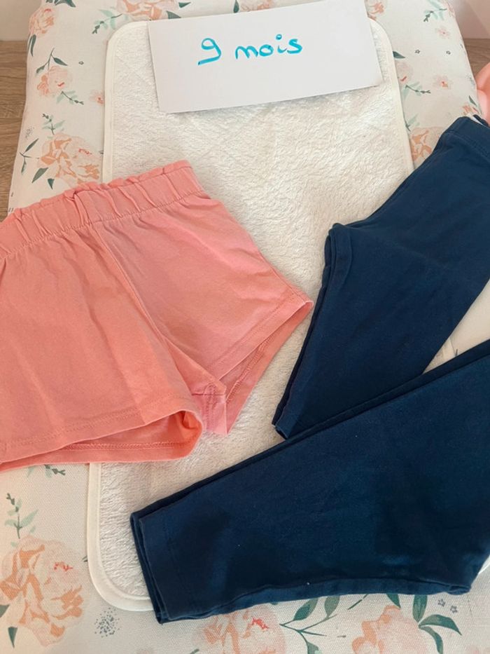 Lot un shirt et 2 leggings