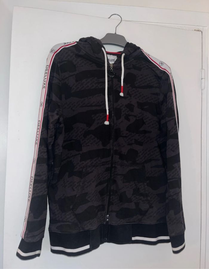 Gilet à capuche noir