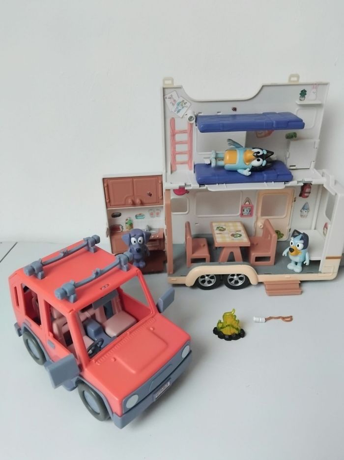 BLUEY Voiture et Caravane 🚗