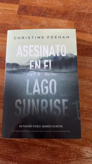 Livre asesinato en el lago sunrise