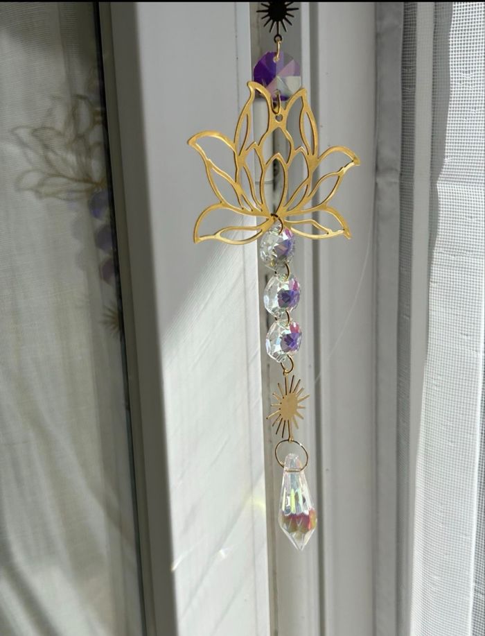 Attrape-soleil lotus doré – Éclat & Harmonie - photo numéro 2