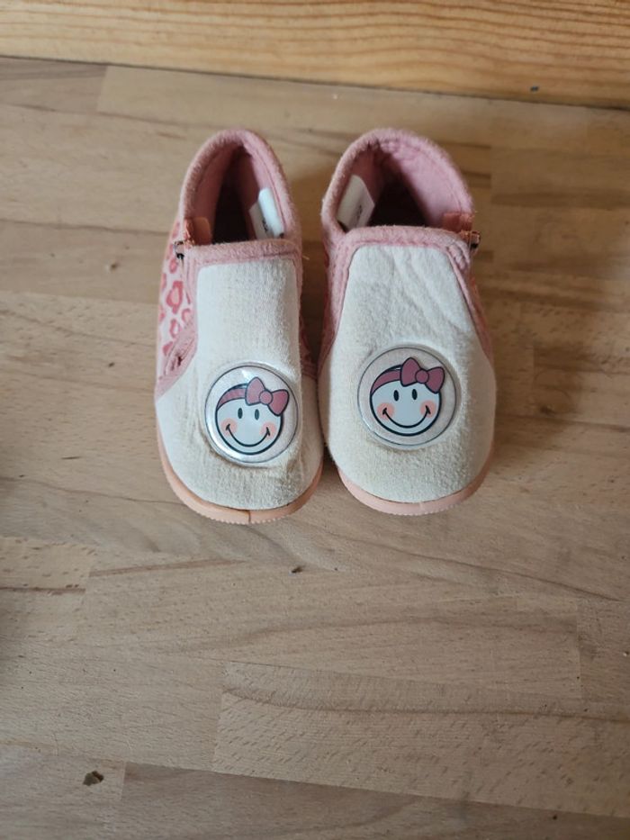 Chaussons taille 22 filles