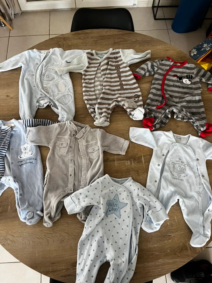 Lot pyjama dort bien - photo numéro 2