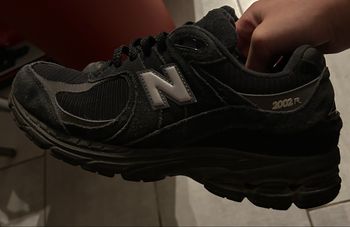 Baskets New Balance 2002R