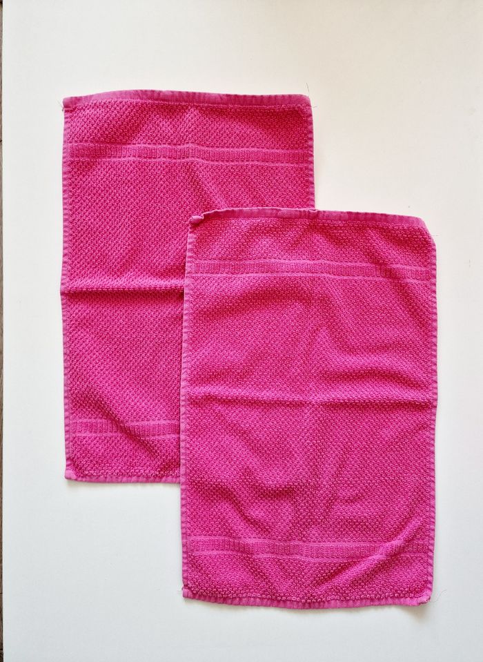 Ikea - Fräjen - Lot de 2 serviettes de toilette - Rose