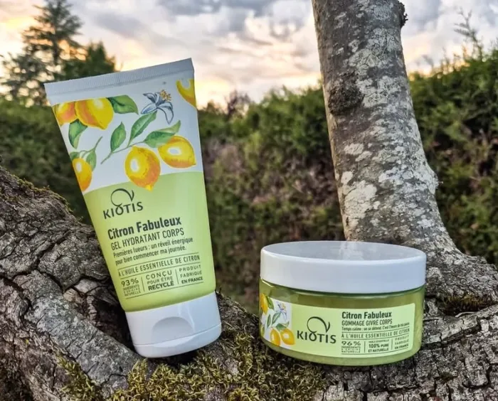 Gommage et gel hydratant le lot