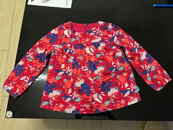 Haut type chemiser à fleur sergent major 4 ans