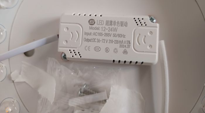 MOON XL: Plafonnier Gris Rond, LED 24W, 2400lm, 3000K, diam 30cm / épaisseur 5cm - photo numéro 6