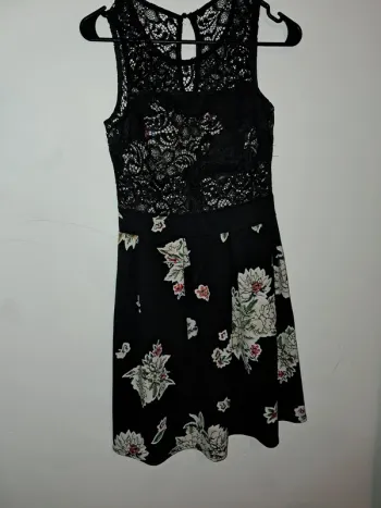 Robe dentelle