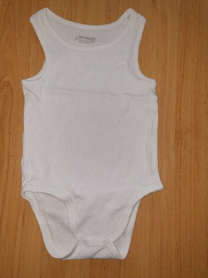lot 2 bodies sans manches 18mois - photo numéro 3