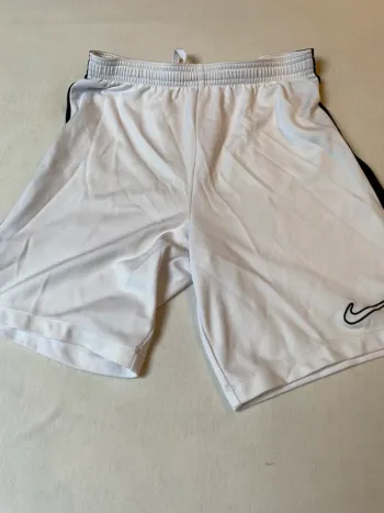 Short Nike