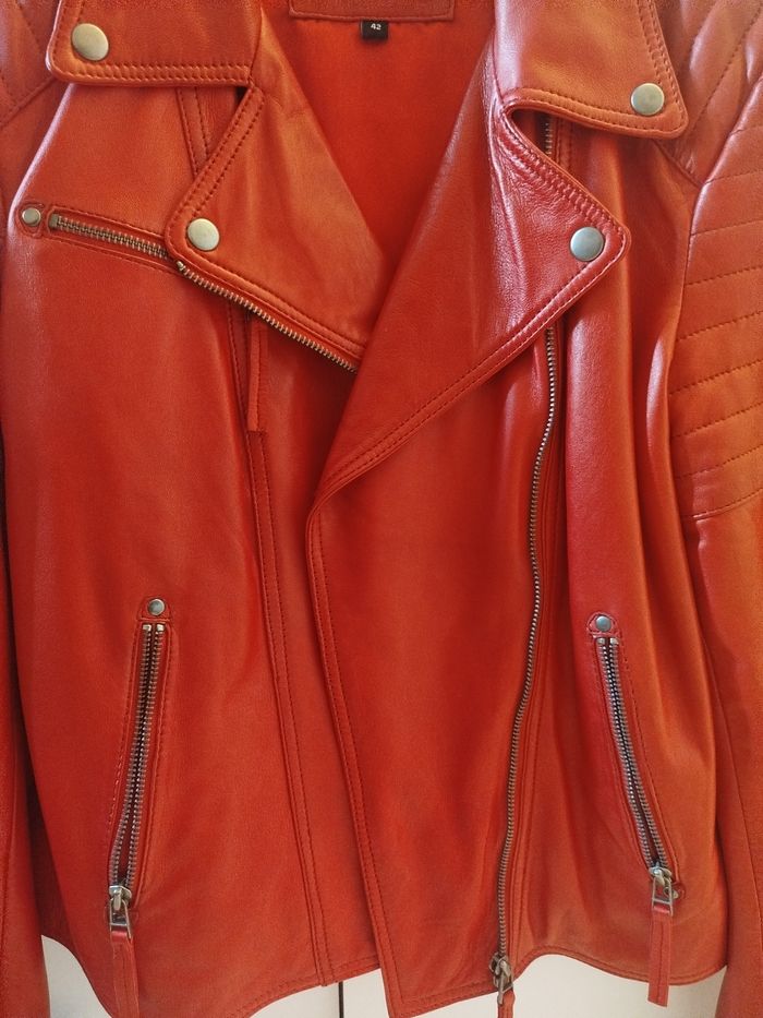 Veste en cuir rouge - photo numéro 5