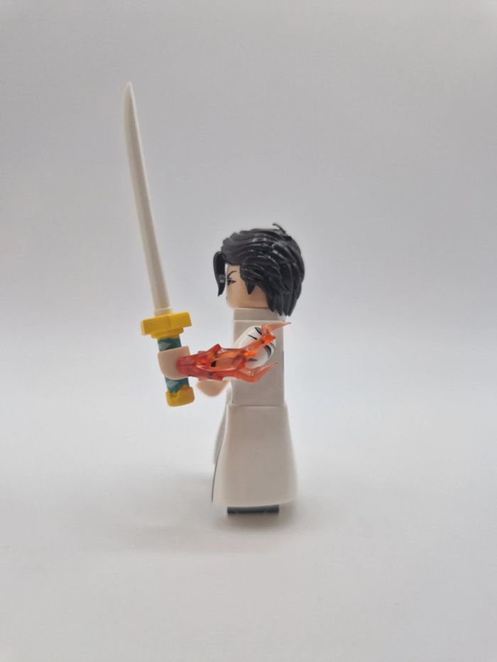 Figurine type lego Bleach - photo numéro 2
