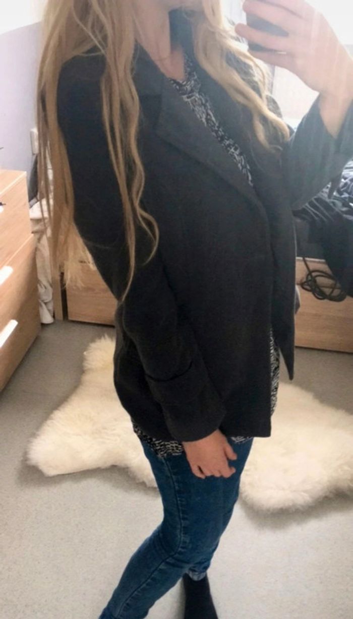 Superbe veste gris chiné - Dressing trié par tailles - photo numéro 3