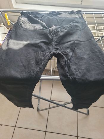 Pantalon de grossesse taille 44 ,kiabi