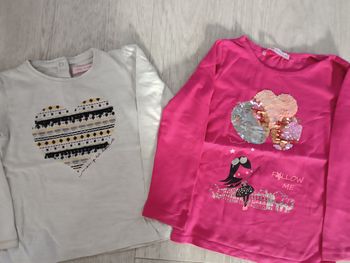 Lot 2 t shirts 4 ans
