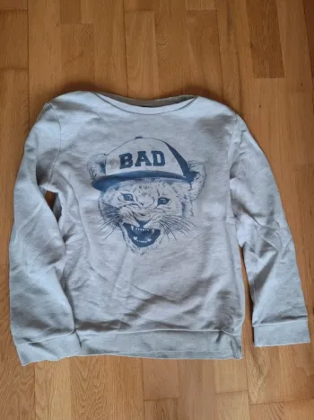 Sweat kiabi 10ans