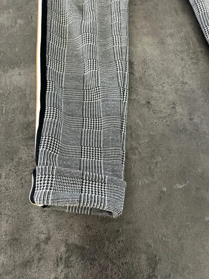 Pantalon à carreaux 10 ans - photo numéro 2