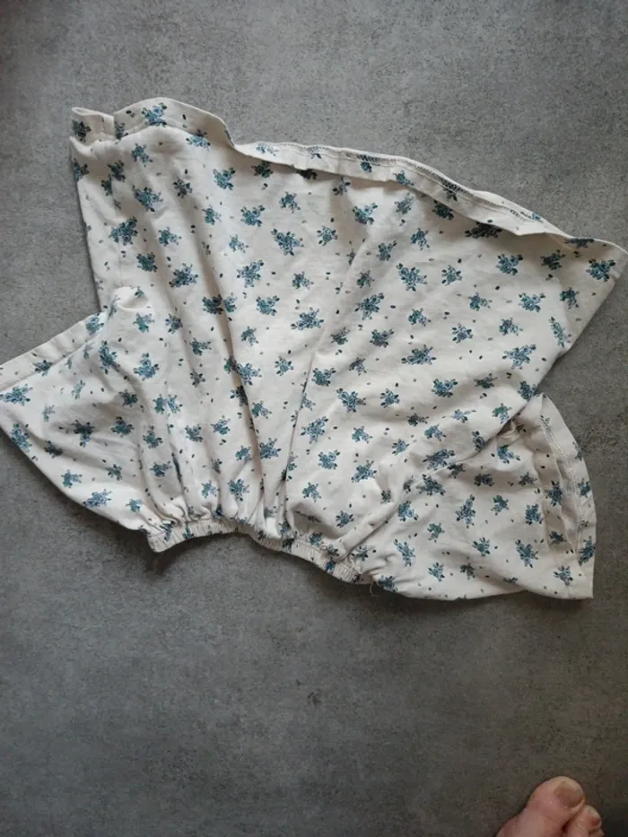 Chemisier haut beige fleurs bleues Vertbaudet 97cm - photo numéro 4