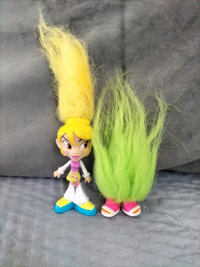 Lot figurines trolls