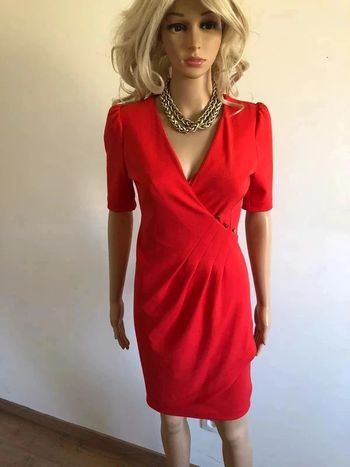 Robe rouge neuve à manches courtes Rinascimento taille XS