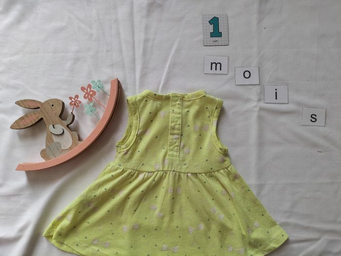 Robe taille 1 mois - photo numéro 3