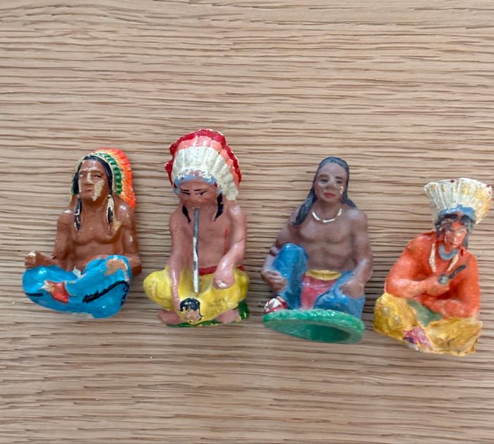 Rare-Lot de 4 Indiens en Composition des Années 60 Peints à la Main - photo numéro 4