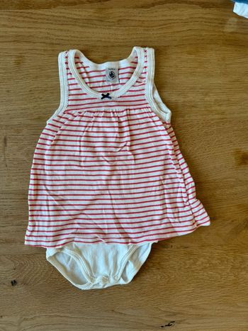 Barboteuse Petit Bateau taille 24 mois