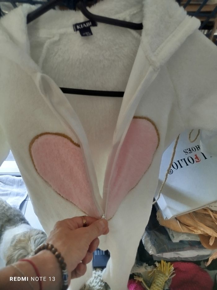 #kytie24moisfille. Combinaison a capuche taille 24 mois - photo numéro 5