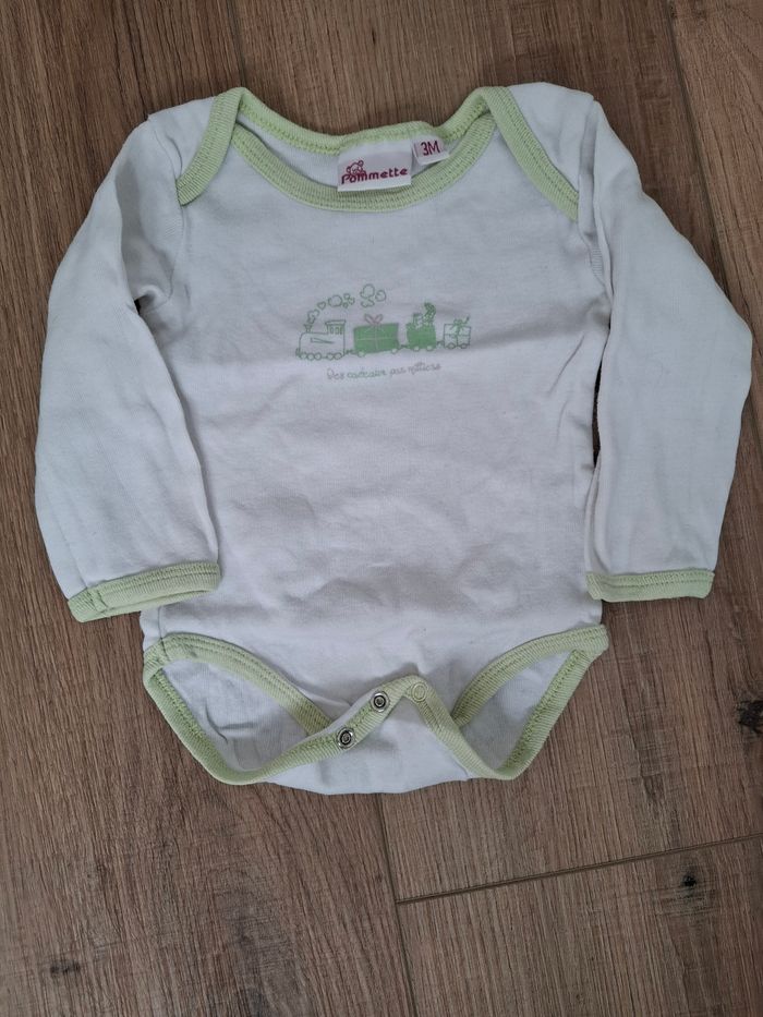 bodies bébé - photo numéro 3