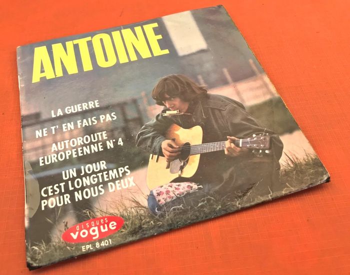 Vinyle 45 tours Antoine La Guerre (1966) Disques Vogue EPL 8401 - photo numéro 6