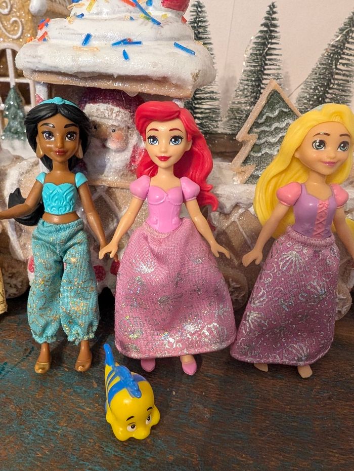 Lot 3 mini princesses mattel - photo numéro 2