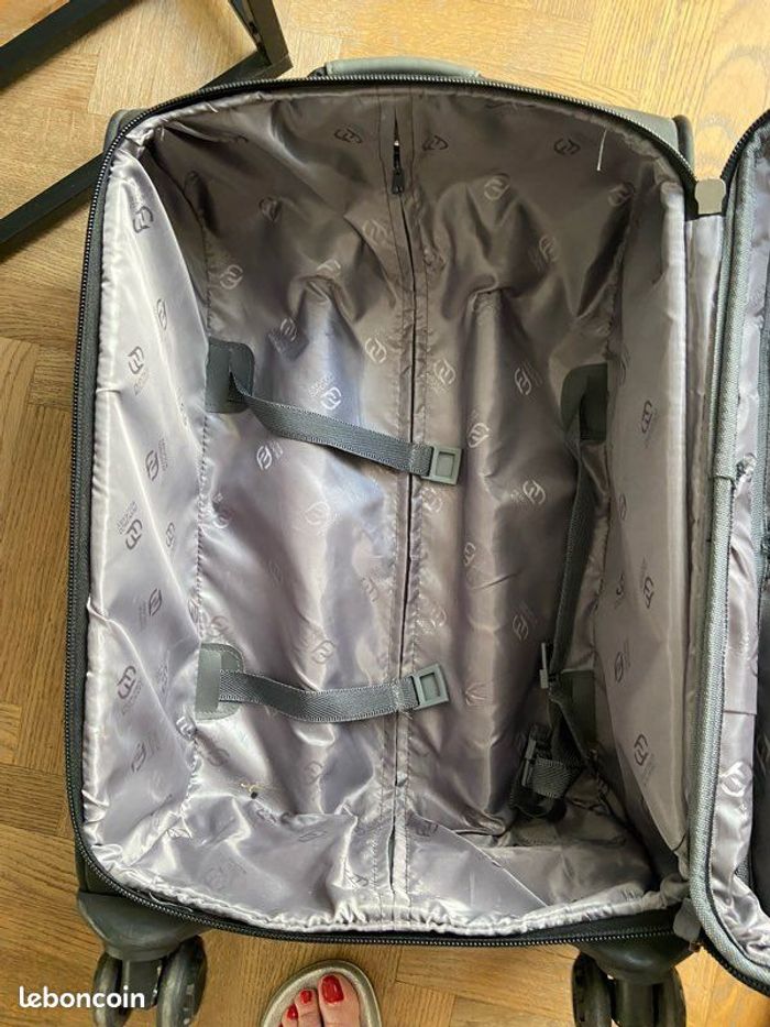 Valise de cabine noir Francesco Molinary taille h55xl 36xl 22 4 roues avec sécurité pour bloqué - photo numéro 7