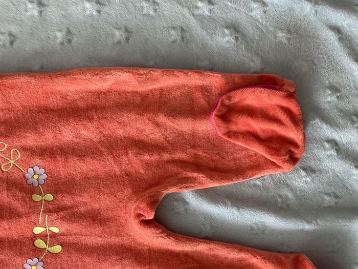 pyjama grenouillère en velours orange et rouge impression devant 12 mois tissaia - photo numéro 6