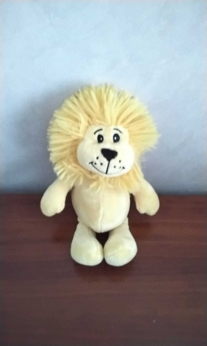 Peluche lion